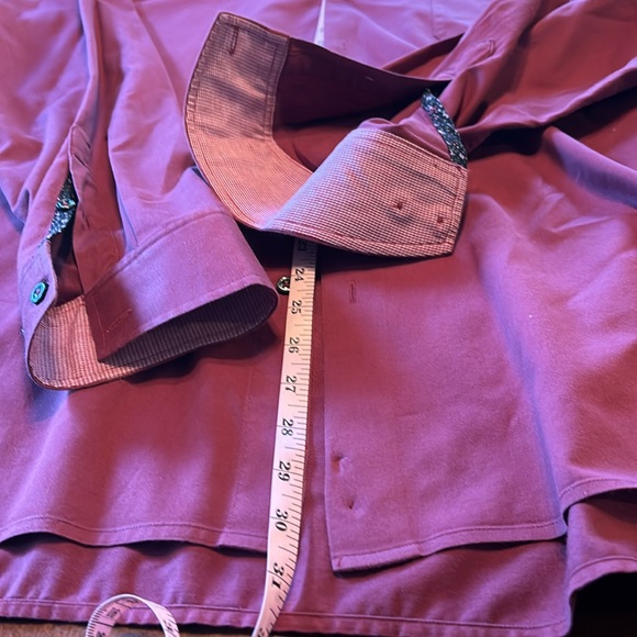 Tommy Bahama XL button down shirt.  Red with sleeves details - Picture 3 of 9